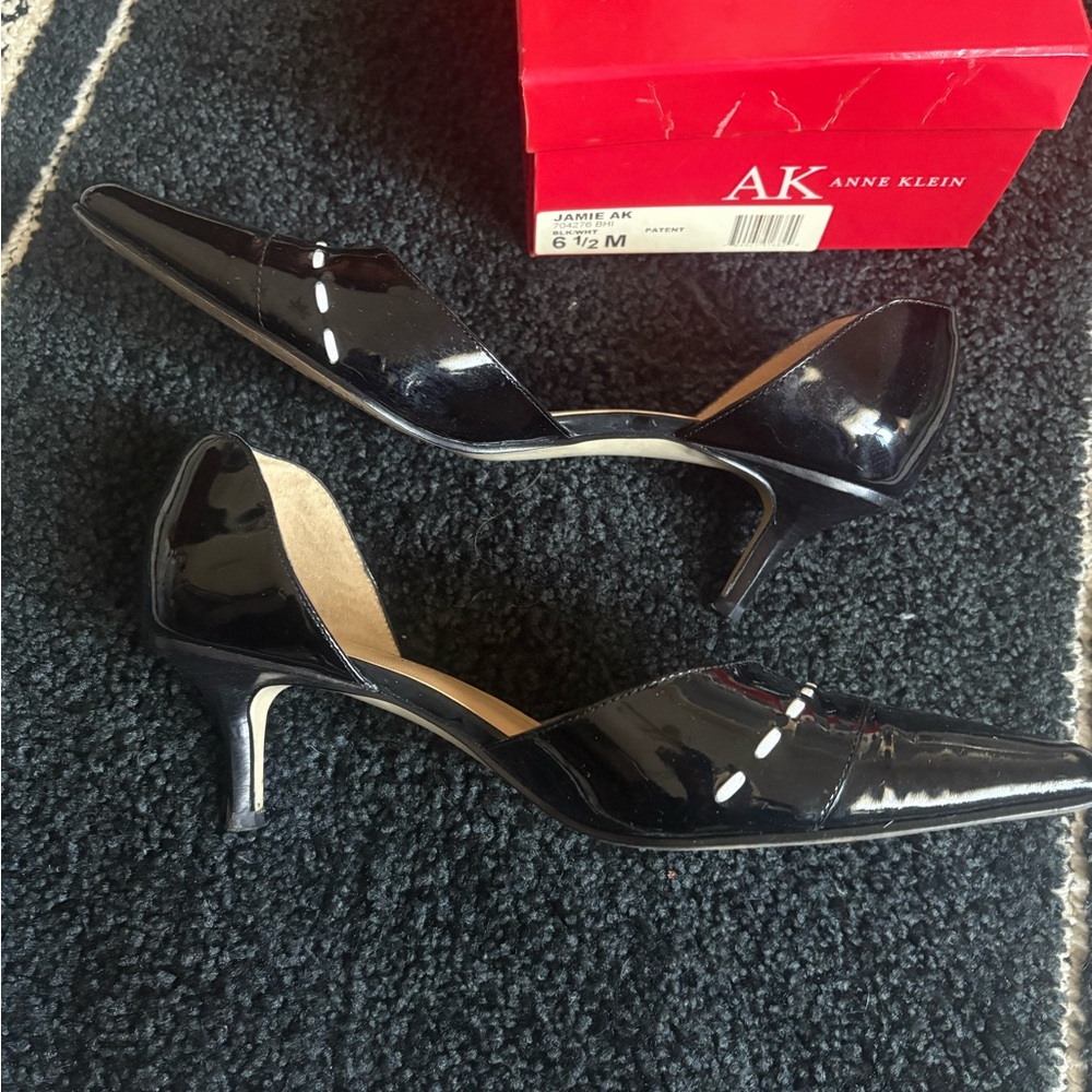 Anne Klein Black Patent Leather Heels